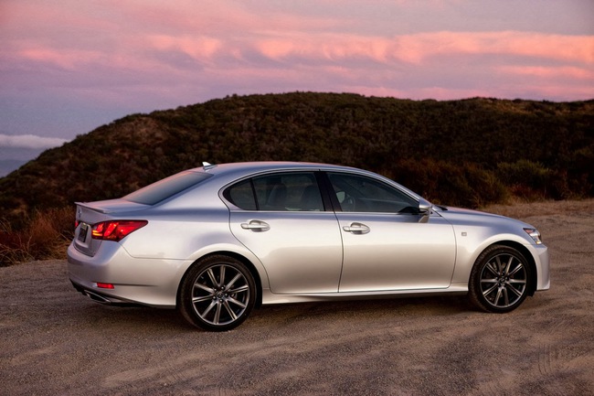 Lexus giới thiệu GS350 phiên bản mới 2